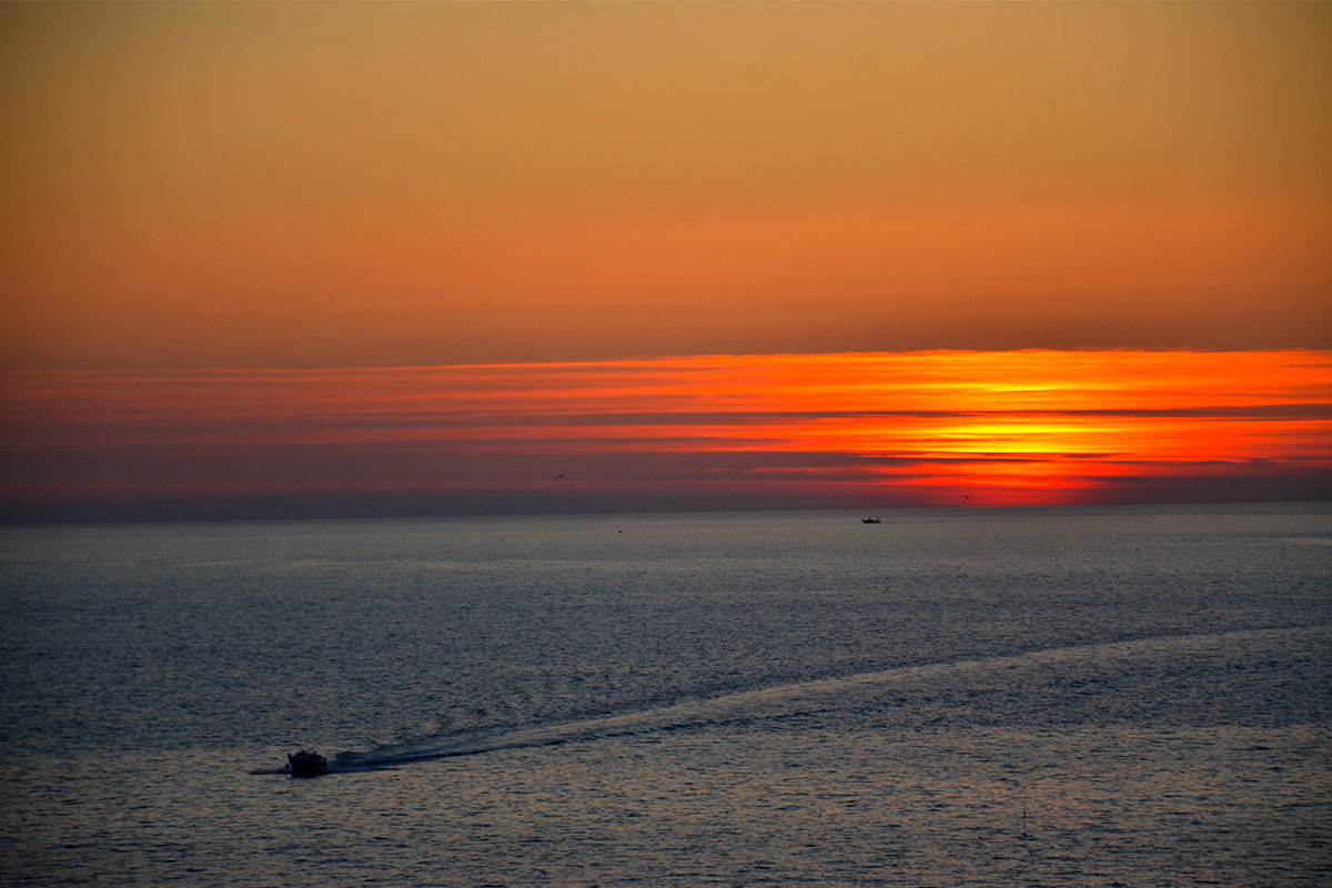 tramonto sul levanto ligure